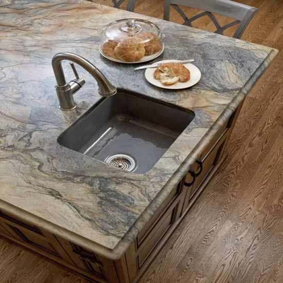 Prezzo lastra di quarzite Quarzite di pietra di quarzo di granito brasiliano naturale di alta qualità della strada della seta in vendita